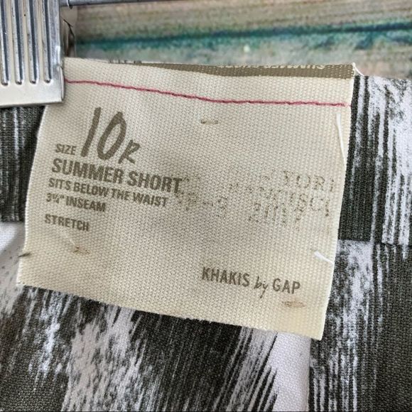 Women’s Sz 10 Gap 3 1/2” Inseam Shorts NWT - Picture 5 of 6